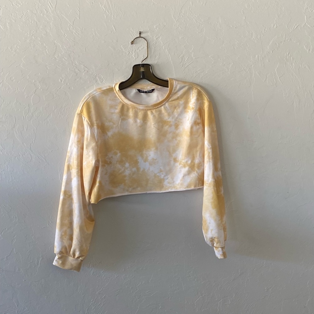 SHEIN long sleeve yellow and white cropped raw hem tie dye shirt